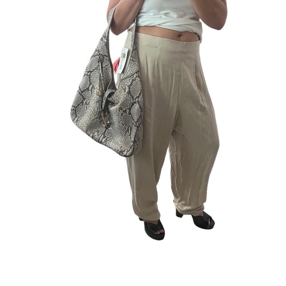 DANA Buchman Khaki Pleated Silk Palazzo Trousers - Picture 11 of 16